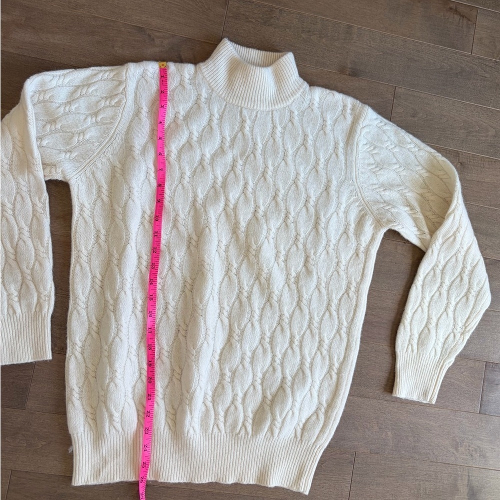 Vintage Cream Cable Knit Mock Neck Wool Sweater sz M - Picture 3 of 5